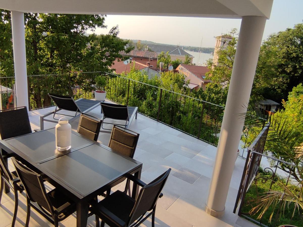 Apartvilla Castropola Εξωτερικό φωτογραφία