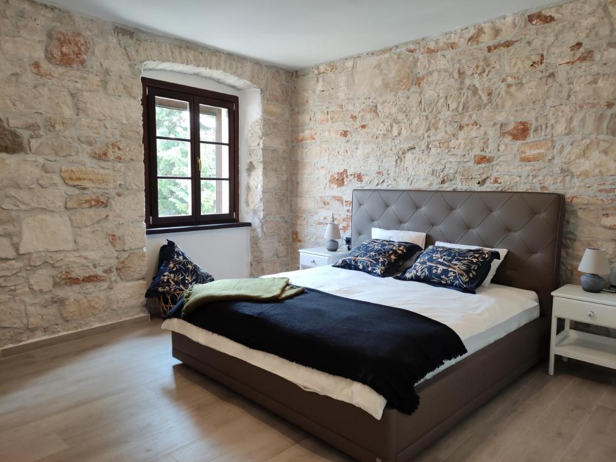 Apartvilla Castropola Εξωτερικό φωτογραφία