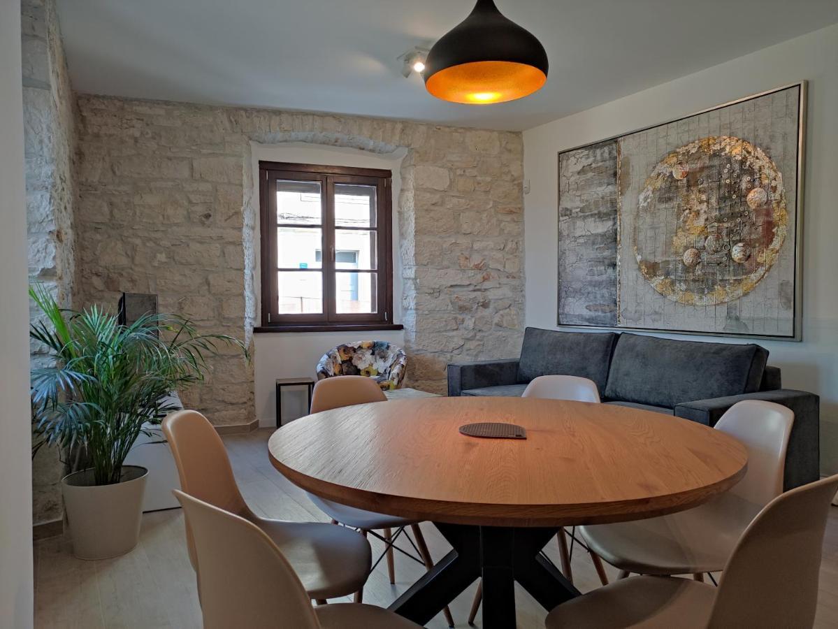 Apartvilla Castropola Εξωτερικό φωτογραφία