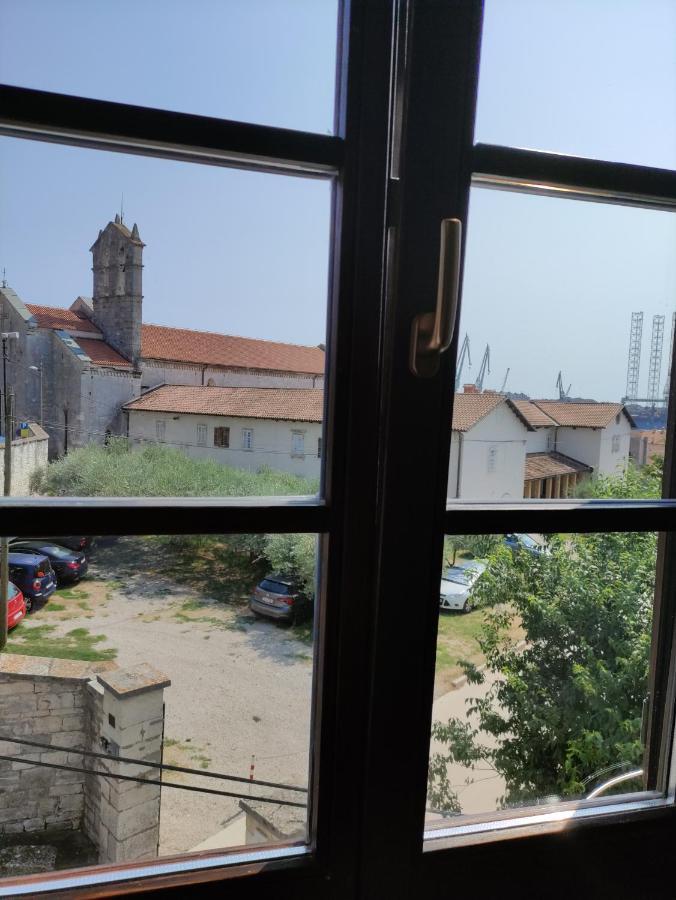 Apartvilla Castropola Εξωτερικό φωτογραφία