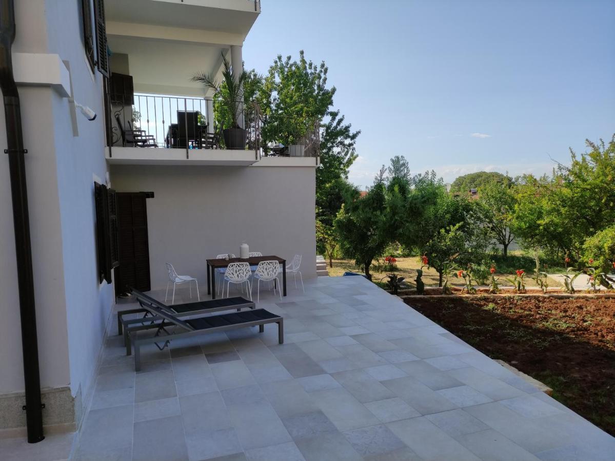 Apartvilla Castropola Εξωτερικό φωτογραφία