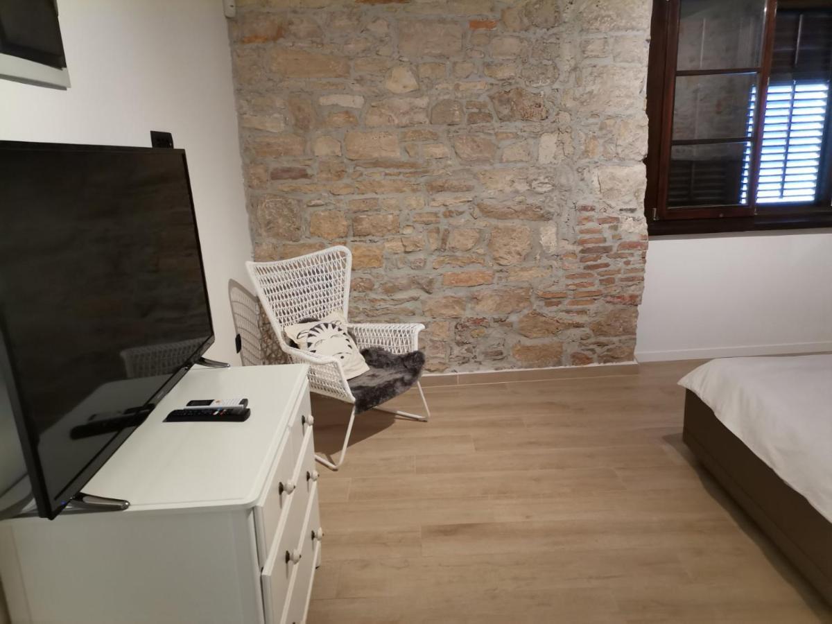 Apartvilla Castropola Εξωτερικό φωτογραφία