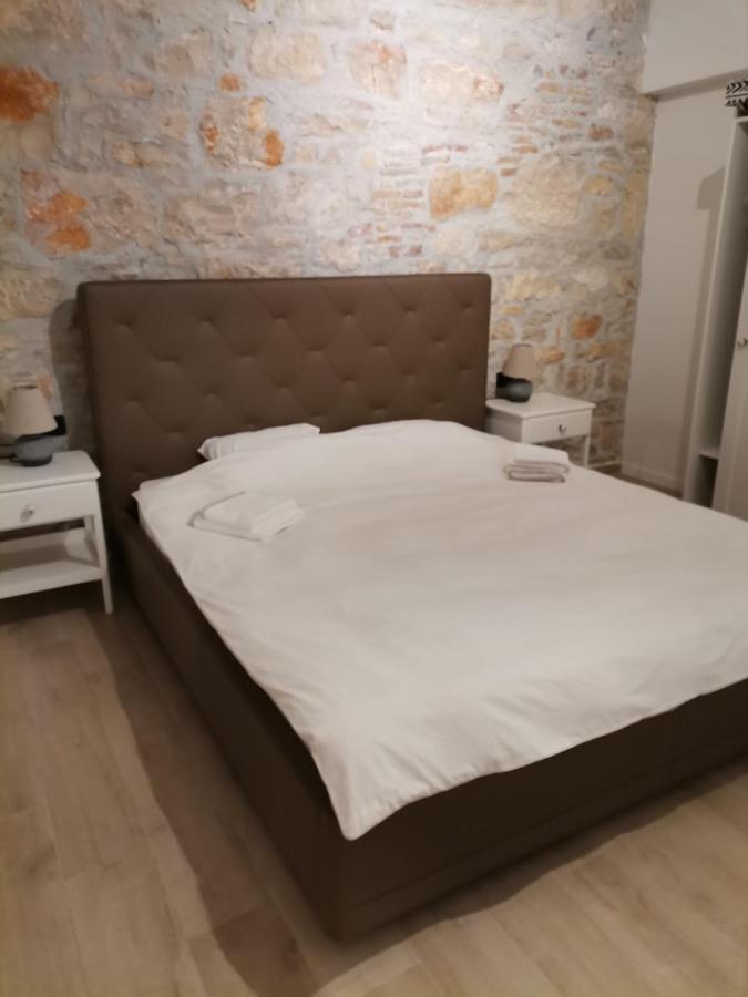 Apartvilla Castropola Εξωτερικό φωτογραφία