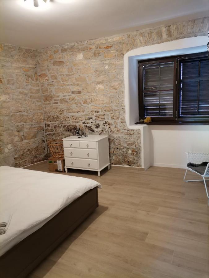 Apartvilla Castropola Εξωτερικό φωτογραφία
